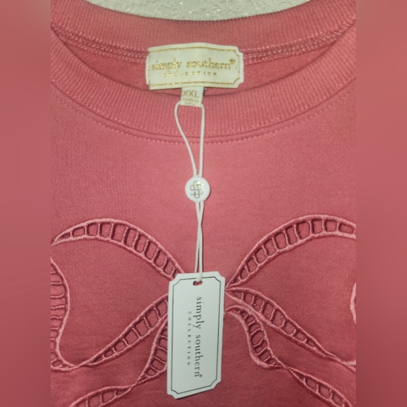 🎀NWT Simply Southern "Skye Top" in "Petal" (Pink) Bow🎀 & Eyelet Cut Outs XXL🎀 - Picture 3 of 10